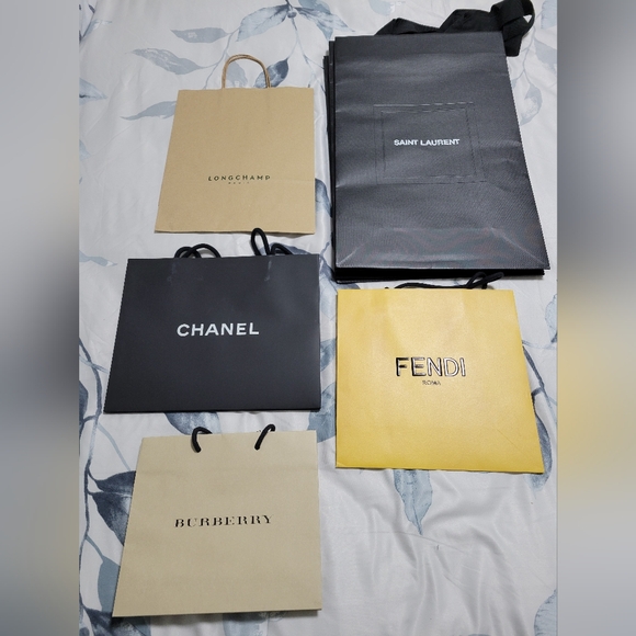 Designer paper shopping bags - Picture 3 of 6